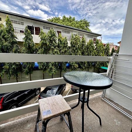 Studio Apartment Diana Estate Condominium Pattaya ภายนอก รูปภาพ
