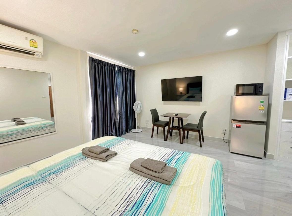 Studio Apartment Diana Estate Condominium Pattaya ภายนอก รูปภาพ