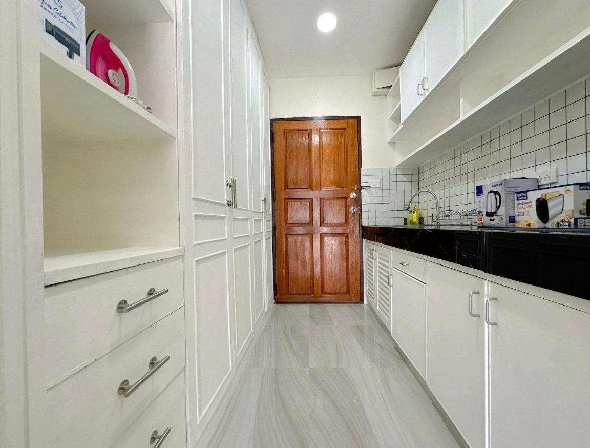 Studio Apartment Diana Estate Condominium Pattaya ภายนอก รูปภาพ