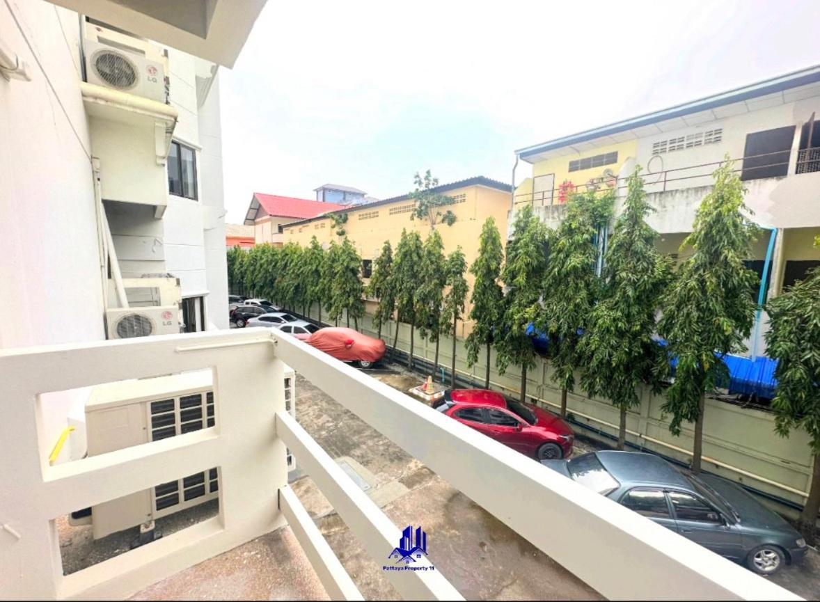 Studio Apartment Diana Estate Condominium Pattaya ภายนอก รูปภาพ